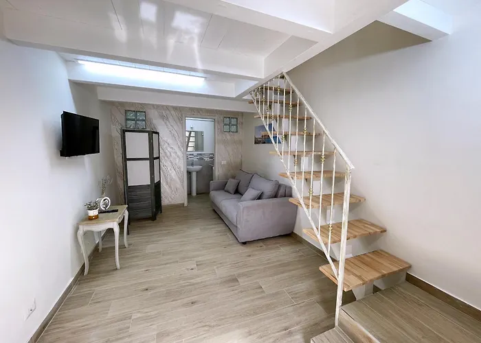 דירה La Casa Di Ginevra למזיה טרמה